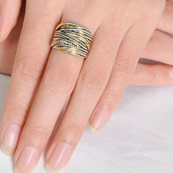 Two Tone Criss Cross Ring Fashion Jewelry - Picture 4 of 4